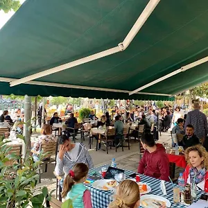 Stephen Center Frühstückspension Tirana